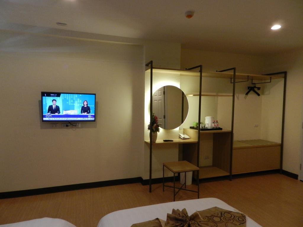 Klean Residence Hotel Bangkok Buitenkant foto